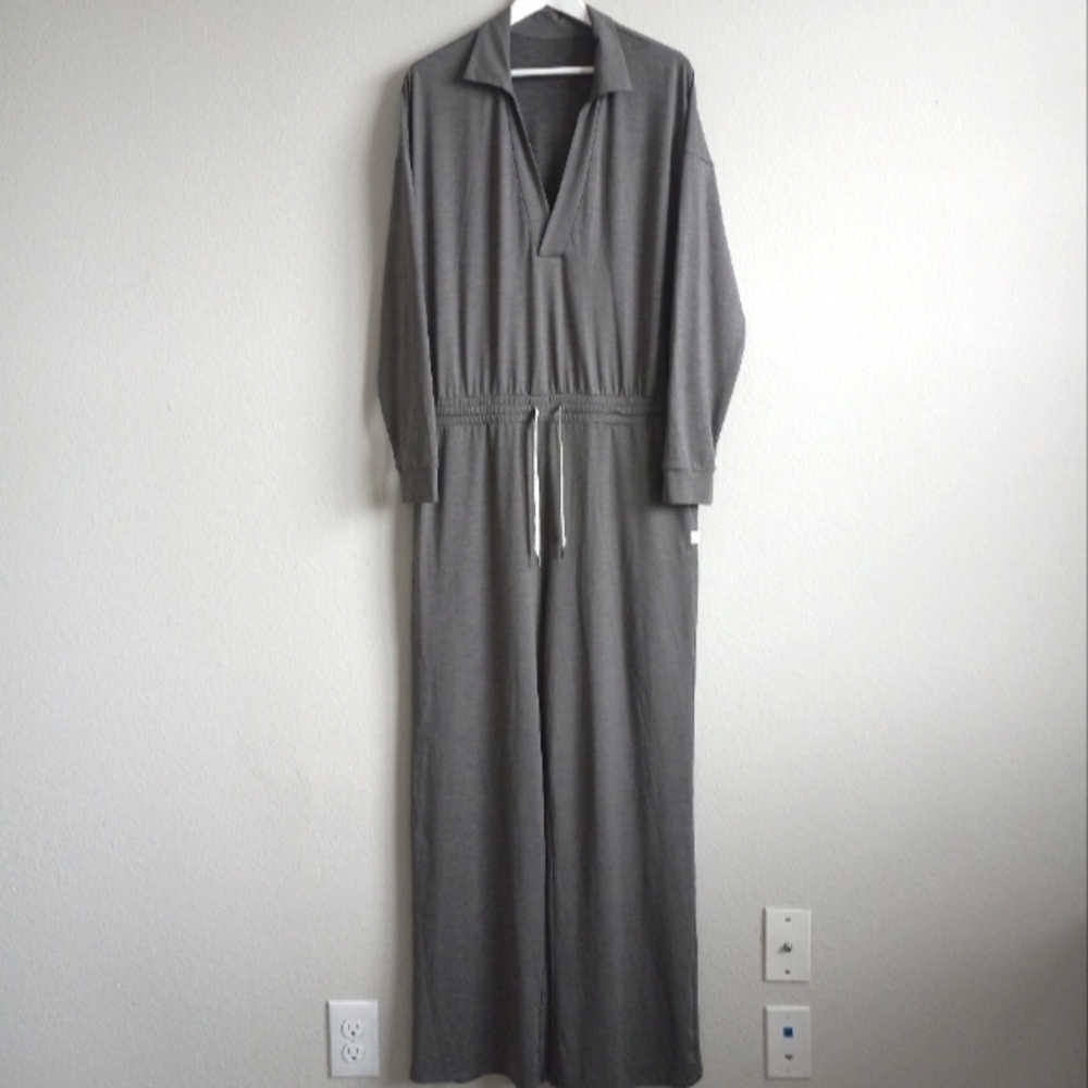 Vuori Lux Intentions Wide Leg Jumpsuit Smoke Heather L - Picture 4 of 15